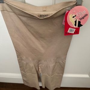 Spanx Shaping Mid-Thigh Bodysuit NWT. Size 2X nude
